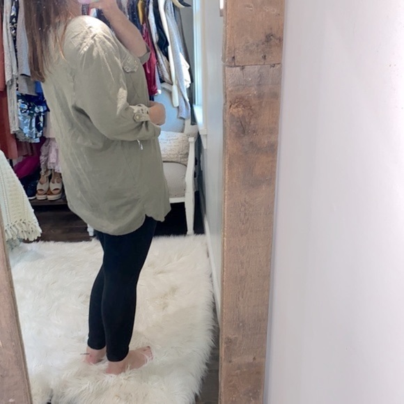 Emily Daniels olive green linen top size XLarge - Picture 4 of 9